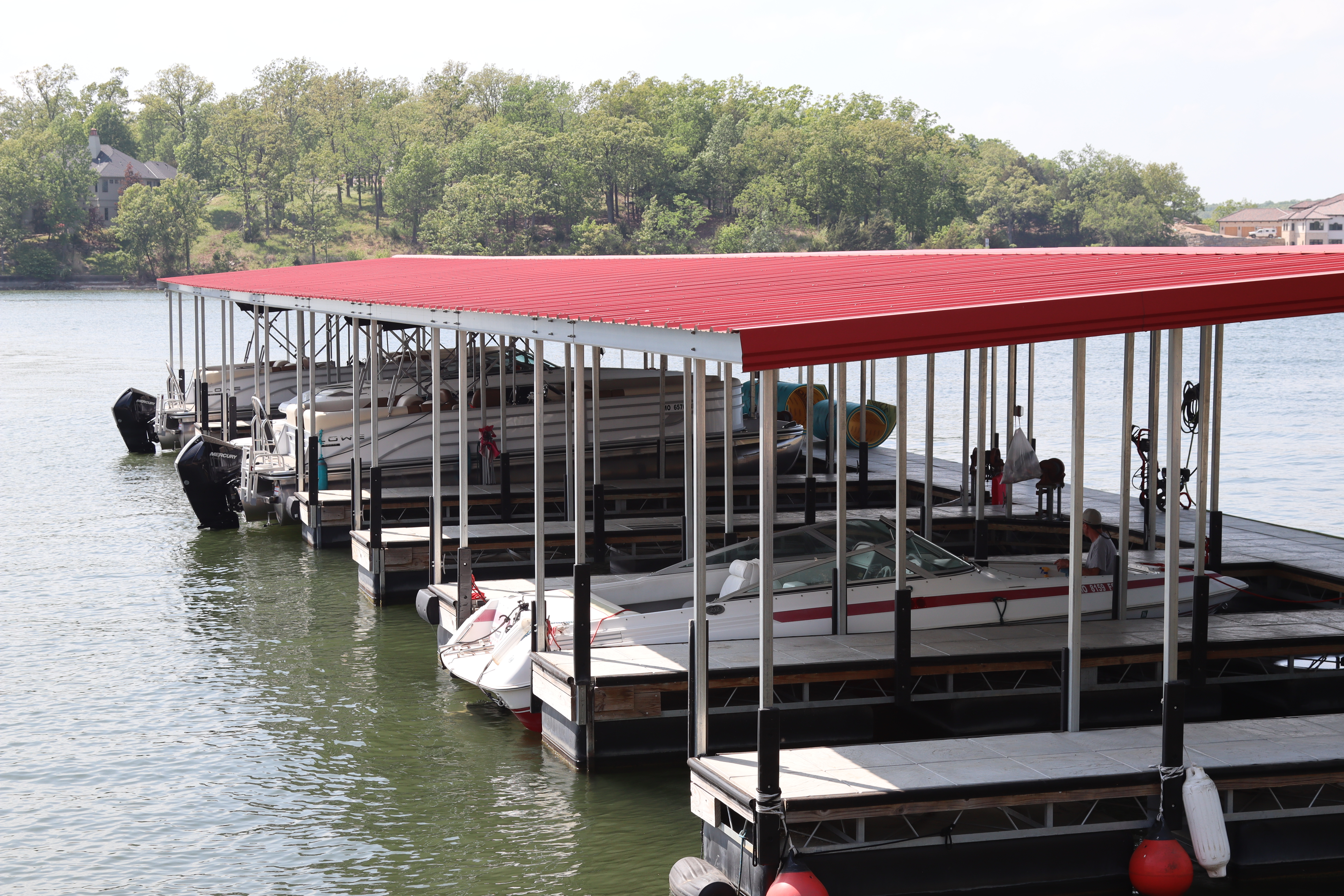 8 hour tritoon rental at Lake of the Ozarks