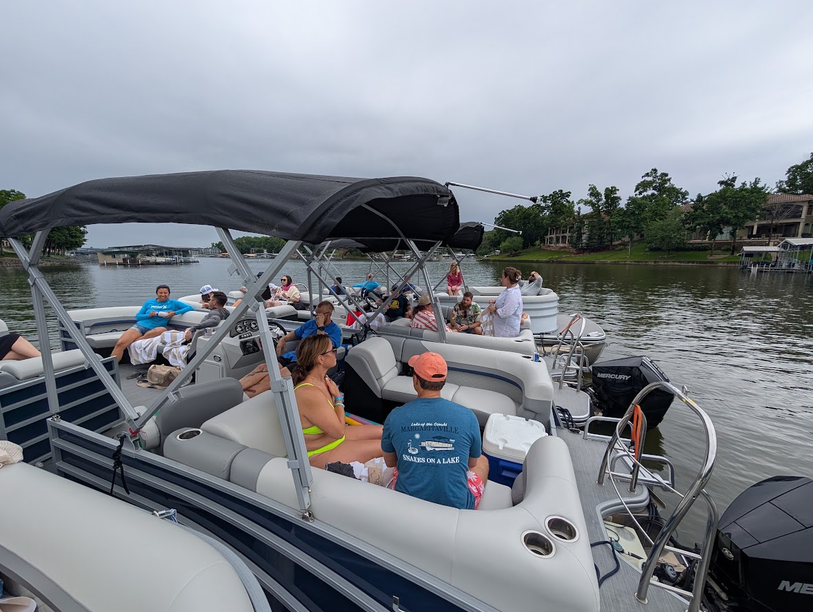 people on boat rental at lake of the ozarks